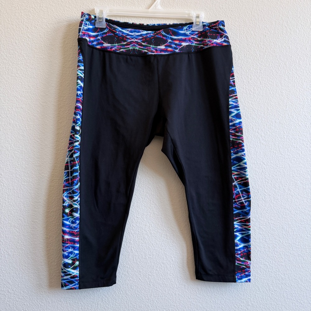 LuLaRoe XL Black Neon Blue Fiber Optic Print Cropped Athletic Leggings Capri